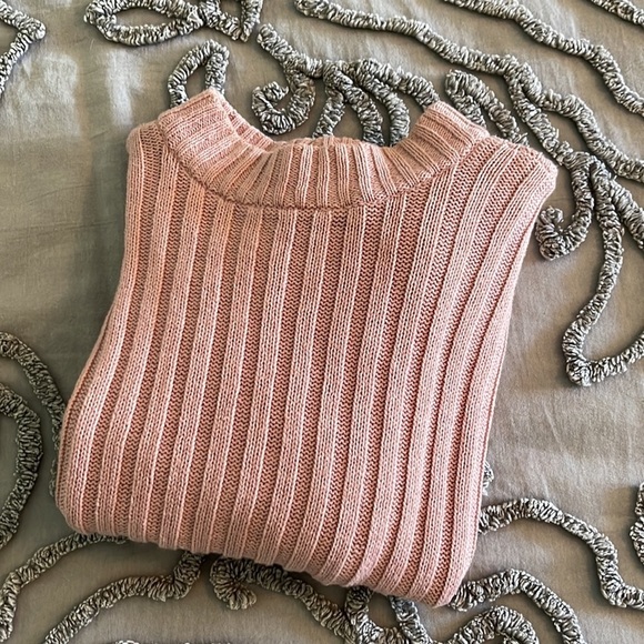 AMERICAN EAGLE cropped soft blush pink long sleeved sweater size small - Picture 6 of 8